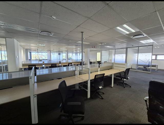 551M² OFFICE TO LET IN SANDTON CENTRAL